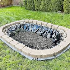 Il Laghetto Artificiale è una soluzione ideale per creare un ambiente acquatico nel proprio giardino. La membrana impermeabile per laghetto è progettata per garantire la massima resistenza e durata