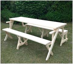 Tavolo da picnic in legno