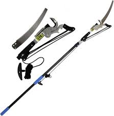 I svettatoi telescopici professionali sono strumenti progettati per potare rami e alberi in modo efficiente e sicuro. Grazie alla loro struttura estensibile