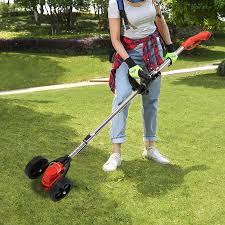 Tagliaerba a batteria con una velocità di 12000 giri/min