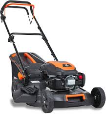 Il tagliaerba a scoppio semovente FUXTEC RM5170 è un modello versatile 4in1