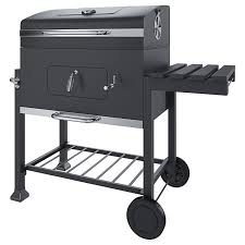 Il barbecue a carbonella da giardino è dotato di un grill regolabile e di un coperchio che consente una cottura uniforme. Questo modello è ideale per cucinare all'aperto