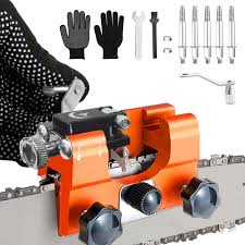 L'affilacatene per motosega è un attrezzo portatile e manuale progettato per affilare le catene delle motoseghe. È dotato di un set con 5 testine abrasive