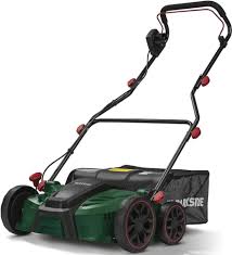 Il PSIDE Parkside® è un arieggiatore elettrico 2in1 per prato che combina le funzioni di arieggiatura e di scarificazione. Questo attrezzo è progettato per migliorare la salute del prato