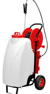 La pompa carrellata a batteria da 45 litri è un'innovativa carriola progettata per l'irrorazione. Questo strumento è ideale per l'irrigazione di giardini e coltivazioni