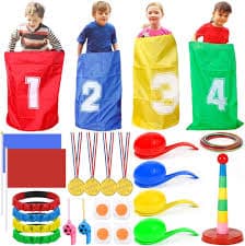 Il set di giochi da esterno POWLYB è progettato per offrire divertimento ai bambini in giardino. Include una varietà di attività che stimolano il gioco attivo e la socializzazione. Realizzati con materiali sicuri e resistenti