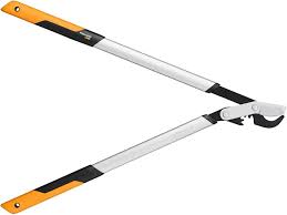 Il troncarami bypass Fiskars PowerGear X è progettato per garantire un taglio efficace e preciso. Realizzato in acciaio antiaderente