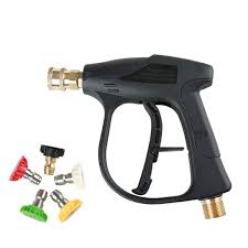 Pistola idropulitrice dotata di connettore per tubo M22 14MM e cinque ugelli