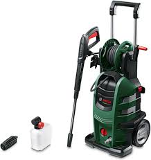 La Bosch Idropulitrice ad alta pressione AdvancedAquatak 160 è un potente dispositivo da 2600 W