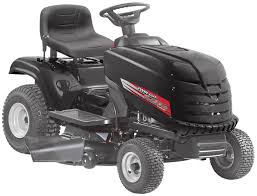 Il Tosaerba Trattorini Twin Cut è un attrezzo da giardinaggio disponibile su Amazon.it