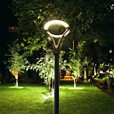 Il Lampione Partenopea® è una lampada a LED dal design moderno