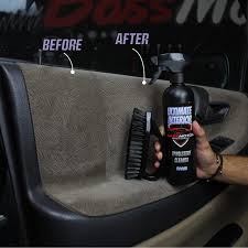 Il BassMotor Pulitore per Tessuti è un prodotto progettato per la pulizia di sedili e tappetini auto. Grazie alla sua formula efficace